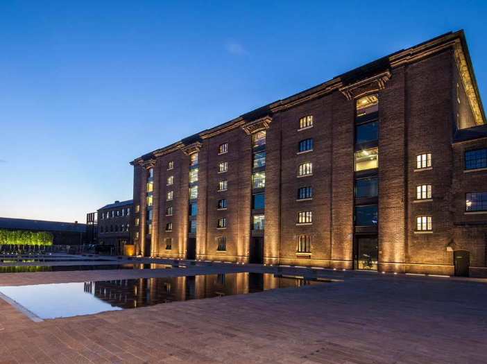 英國(guó)中央圣馬丁學(xué)院學(xué)校規(guī)模發(fā)展歷史申請(qǐng)要求