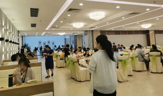 雅思7分難嗎？北京五湖暑期雅思短期營(yíng)7分學(xué)員告訴你！